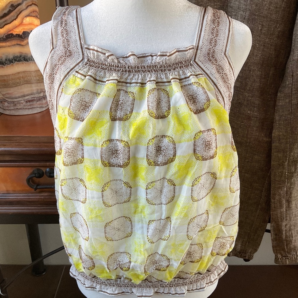 Max Studio Specialty Products Sleeveless Camisole. Yellow/Brown/White. Size XS